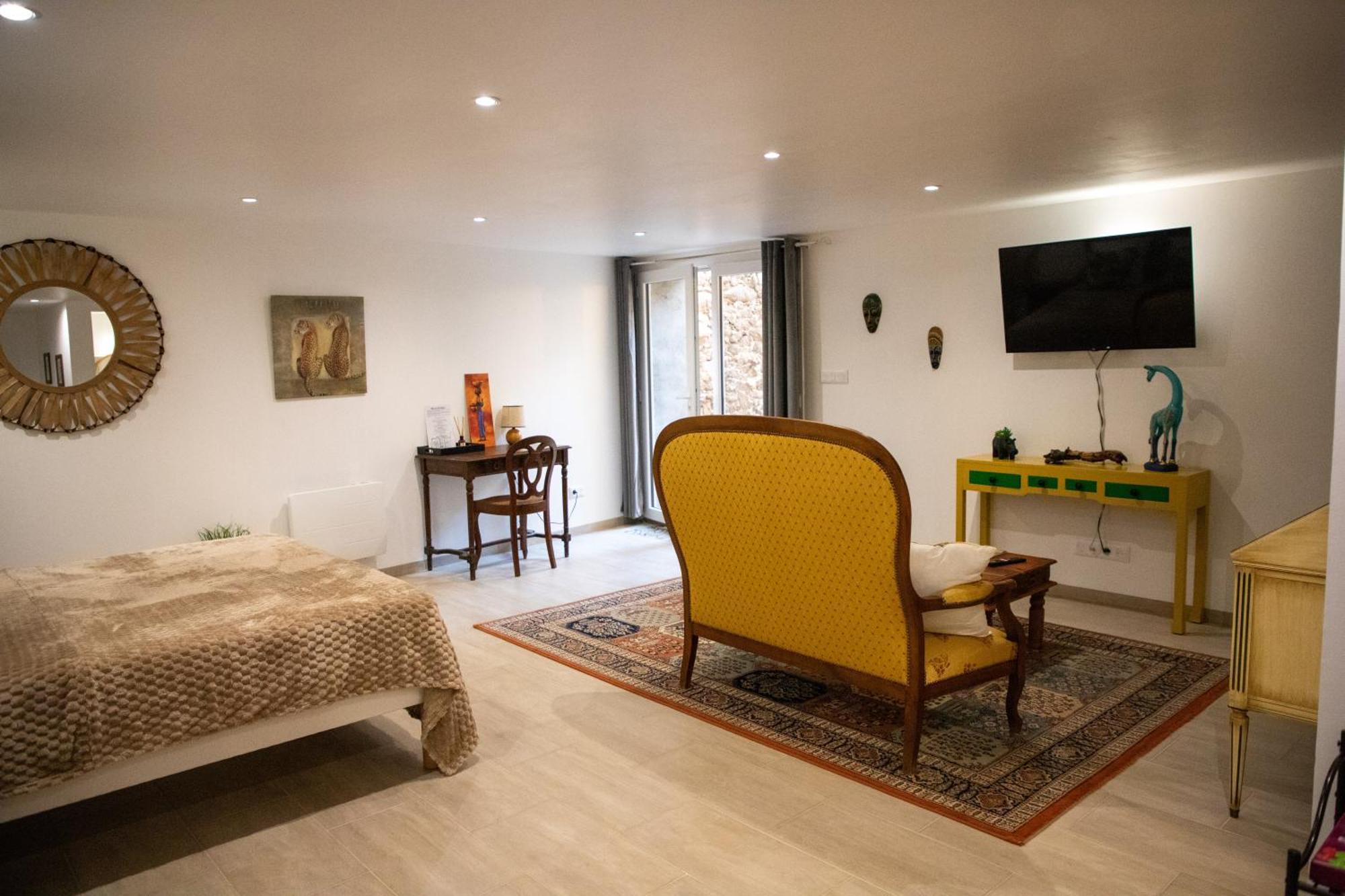 Mas De Bellegou Bed & Breakfast Portiragnes Exterior photo