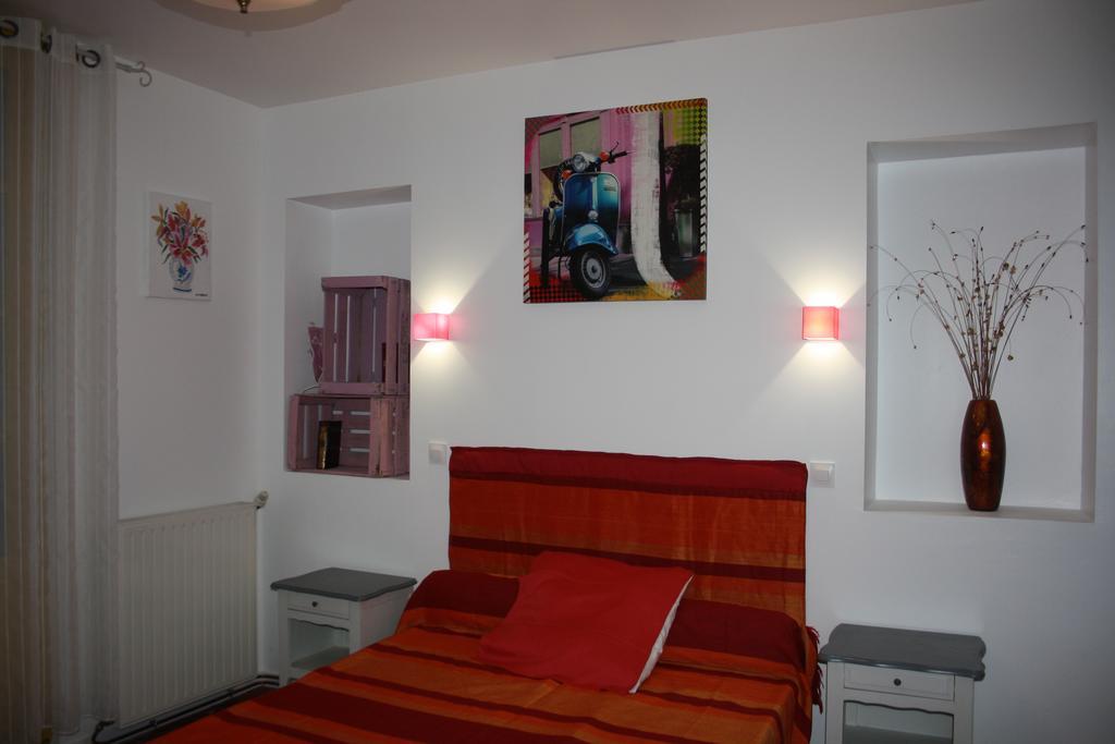 Mas De Bellegou Bed & Breakfast Portiragnes Exterior photo